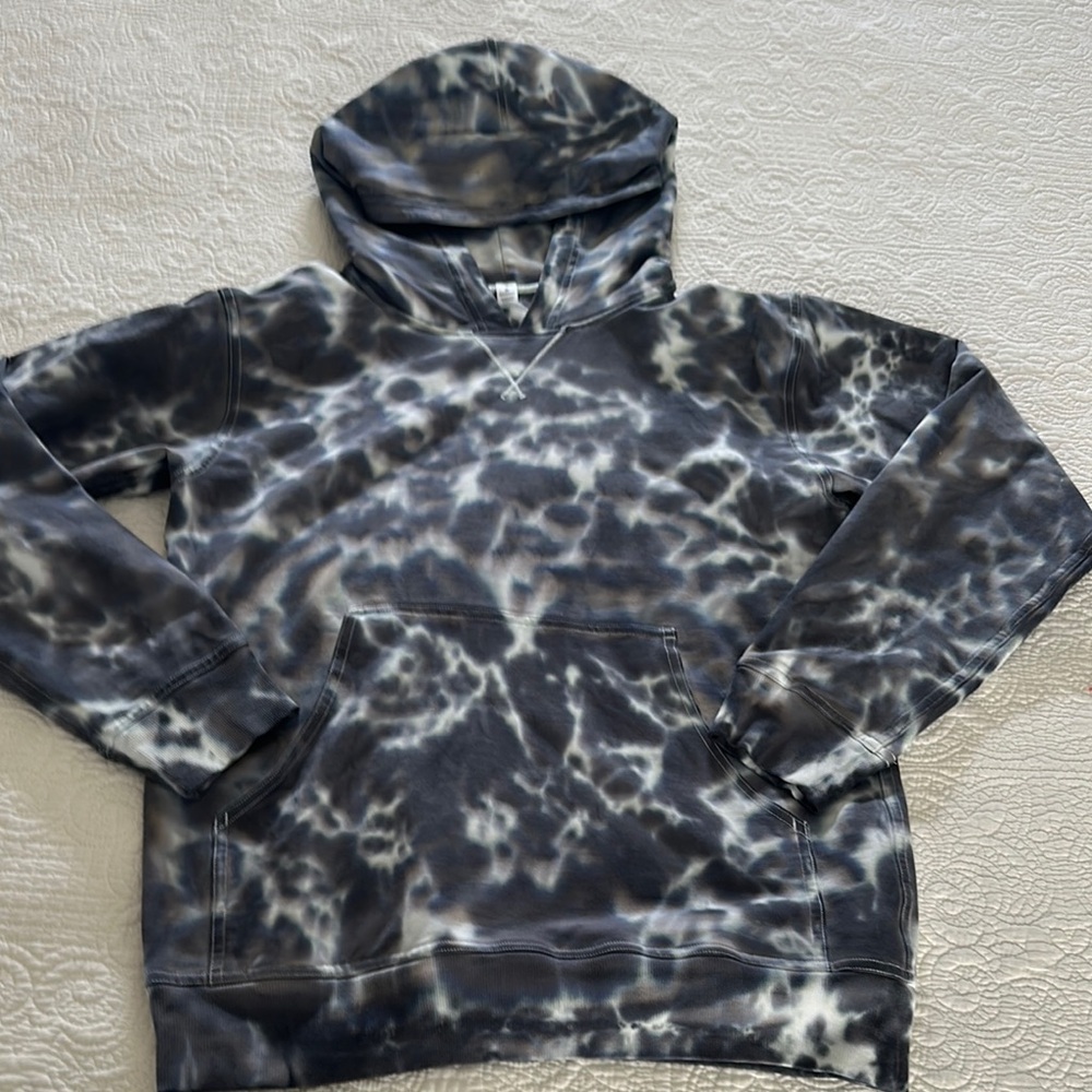 BNWOT Lulu Tie-Dye Hoodie